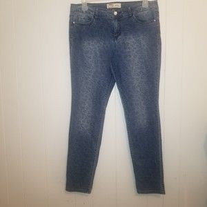 LEI Ashley Low Rise Skinny Jean with Cheetah Print Size 15R